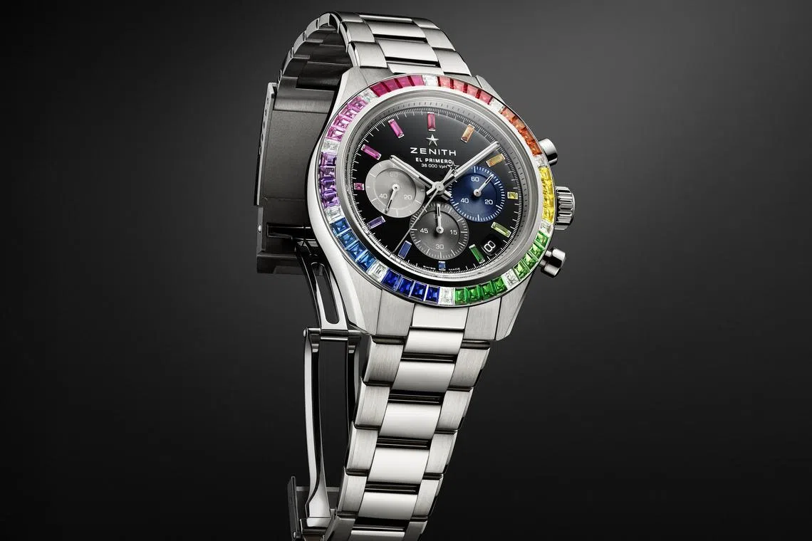 运动彩虹腕表，表圈镶嵌50颗长阶梯形切割宝石，40颗蓝宝石与10颗钻石交替排布。（真力时提供）