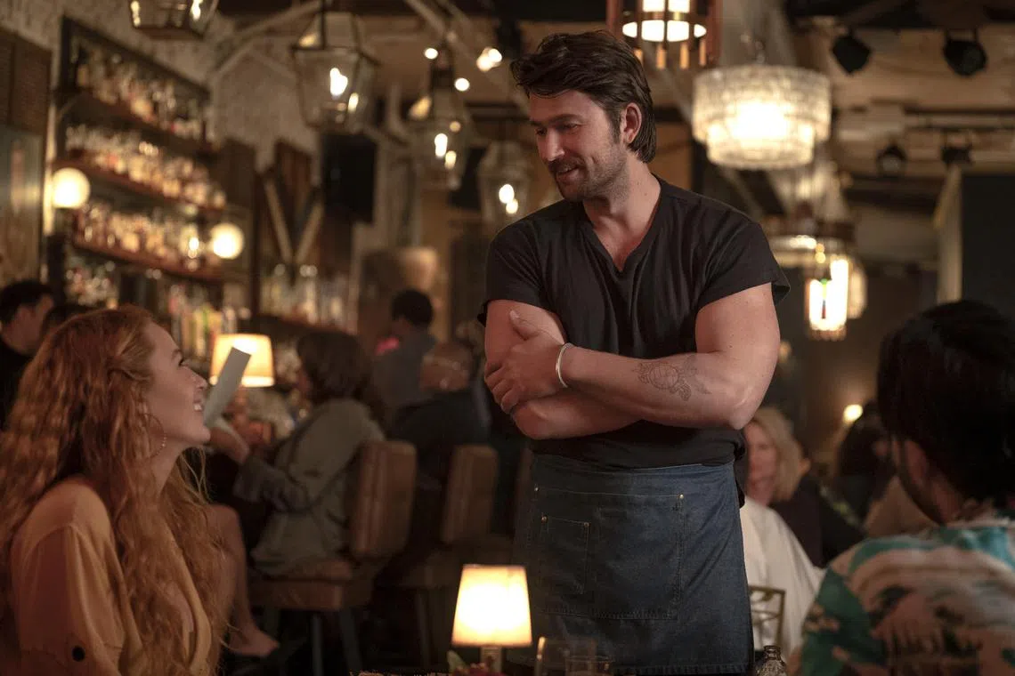 布蕾克（左）和男二斯克莱纳（右）在片中是童年初恋关系。（索尼影视娱乐提供）