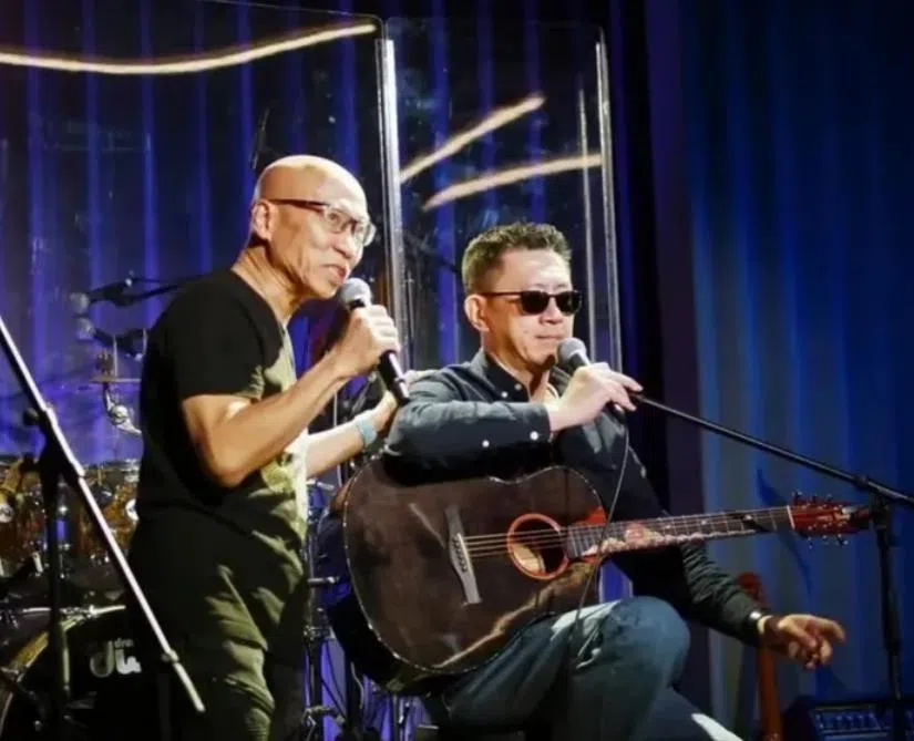 韩贤光（左）与“优客李林”的李骥兄弟情深。（互联网）