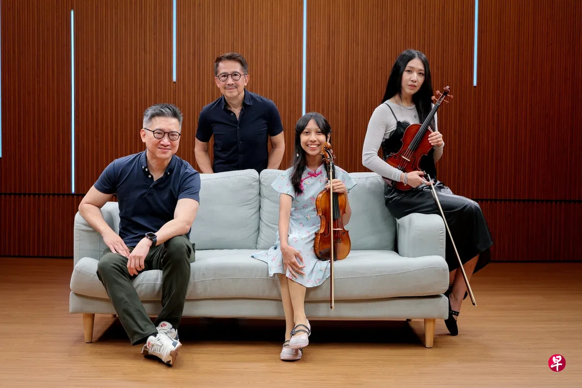 《沧海琴声》团队包括导演韩蕴光（左起）、本地资深音乐人何国杰、12岁天才小提琴手郭淑琴和小提琴家杨光爱。 （档案照）