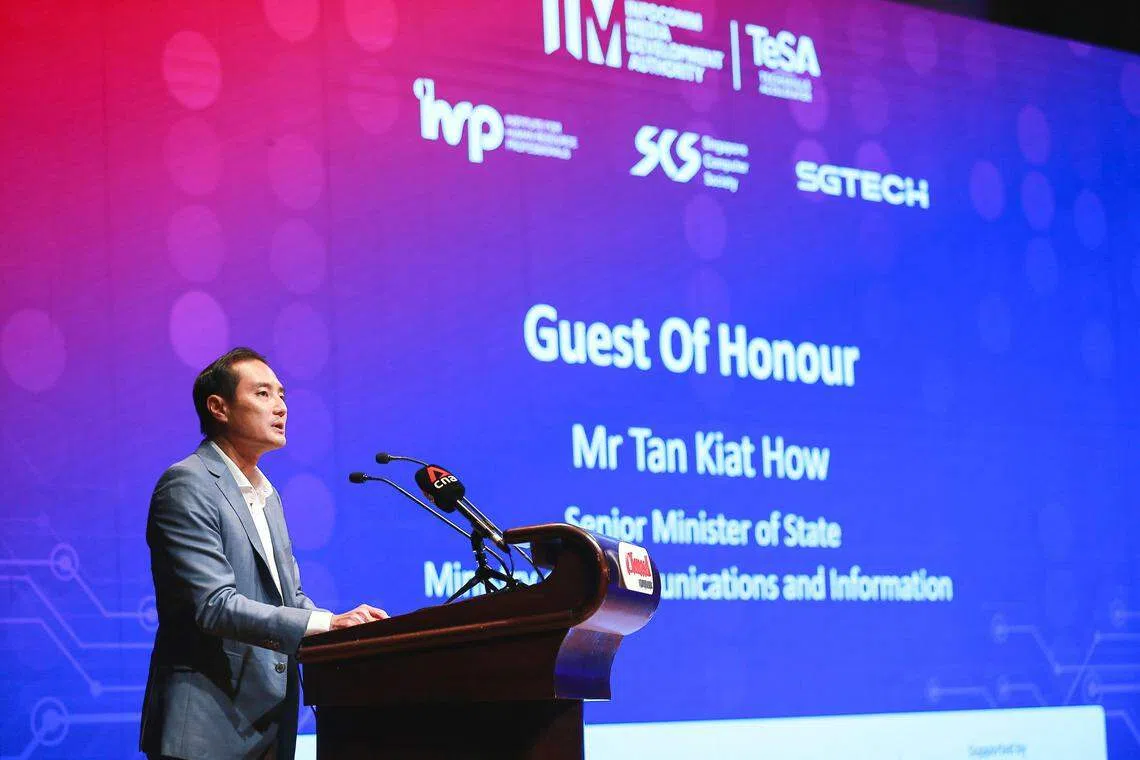 通讯及新闻部兼国家发展部高级政务部长陈杰豪指出，随着数码化步伐加快，科技专才在市场上更为抢手。（通讯及新闻部提供）