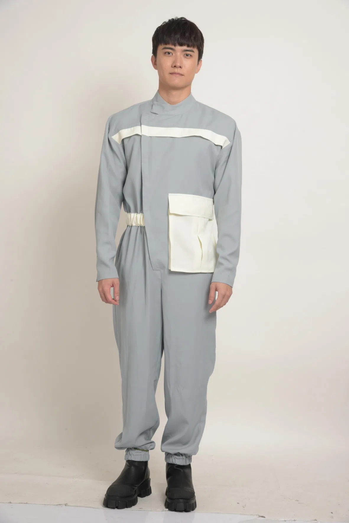 张哲通在《那一年的除夕夜》的造型。（新传媒提供）