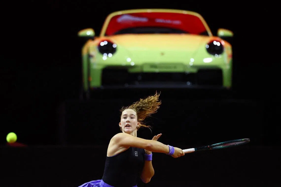 18岁俄罗斯天才少女米拉逆转战胜前世界第一的伊加。（路透社）