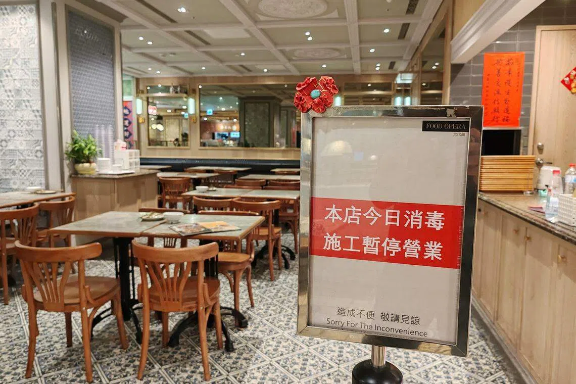 肇祸的台北市素食餐厅宝林茶室，在3月27日宣布进行消毒、暂停营业，餐厅租约星期天（3月31日）到期。（中新社）