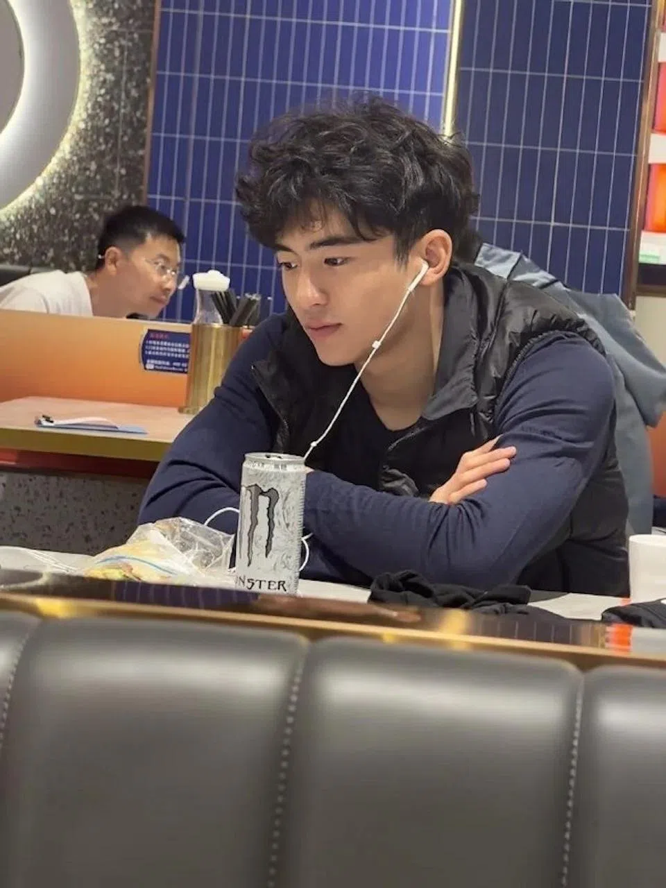 Lucas的帅和老爸谢霆锋比起来，有过之而无不及。（互联网）