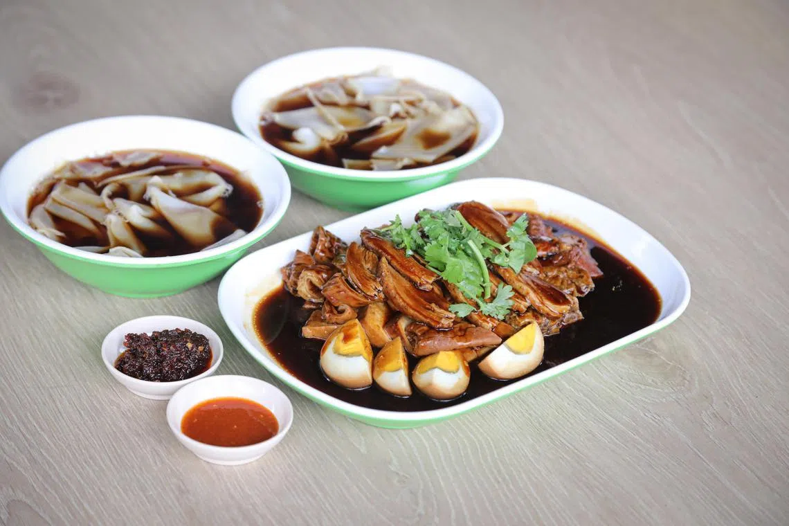 文通记的粿汁和卤鸭做出水平。（张恺恩摄）