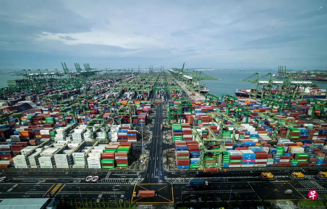 4月份非石油出口大增12.4% 分析：关税豁免促使企业提前出货| 联合早报