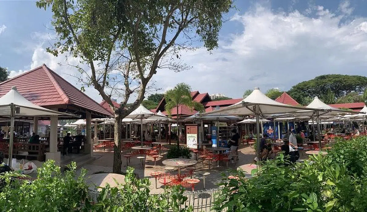 受访摊贩指出，疫情期间有许多本地客， 他们前来运动或休闲娱乐，或会到此光顾。