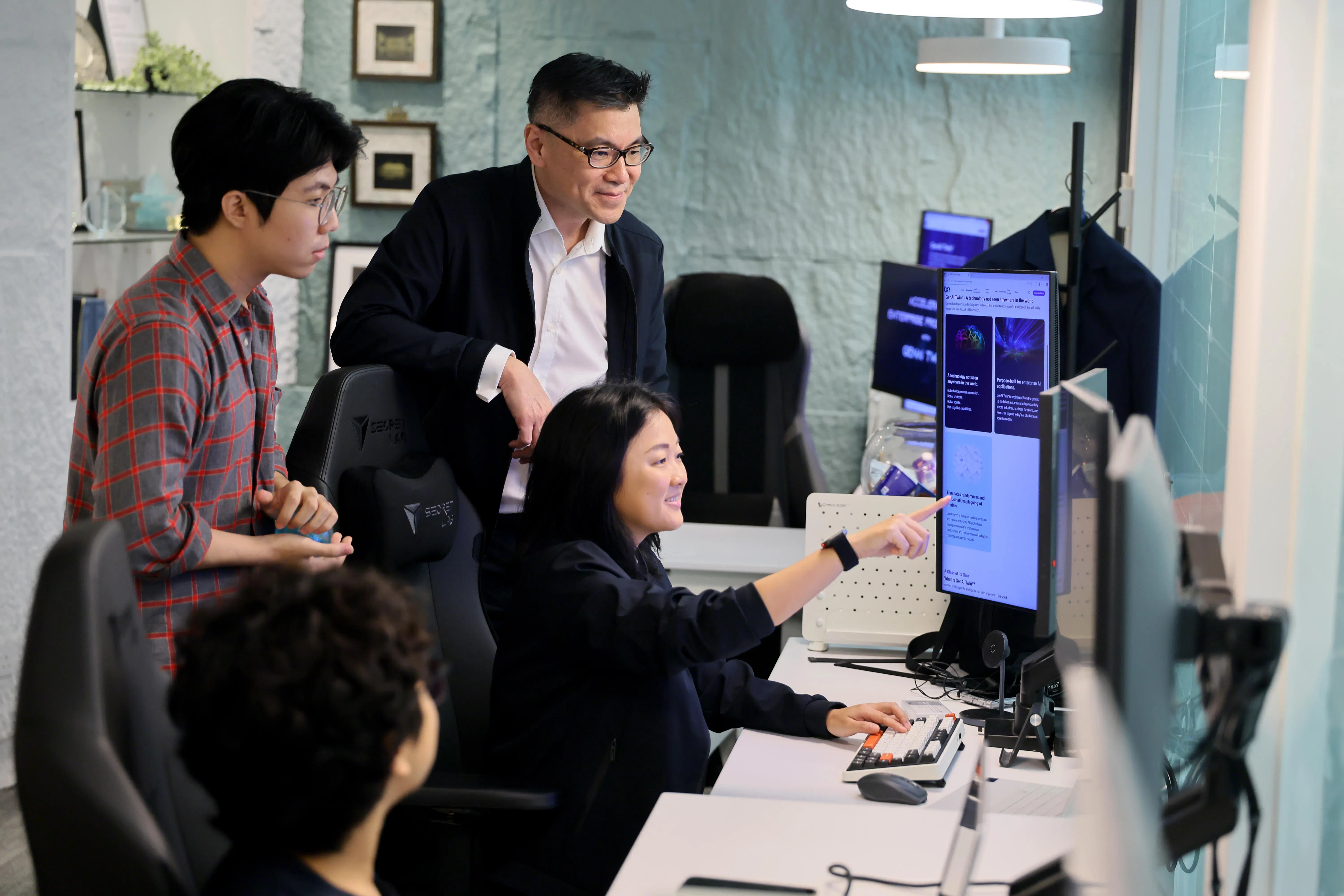 AiRTS目前在新加坡和越南有十多名员工，本地团队负责项目管理。（龙国雄摄）