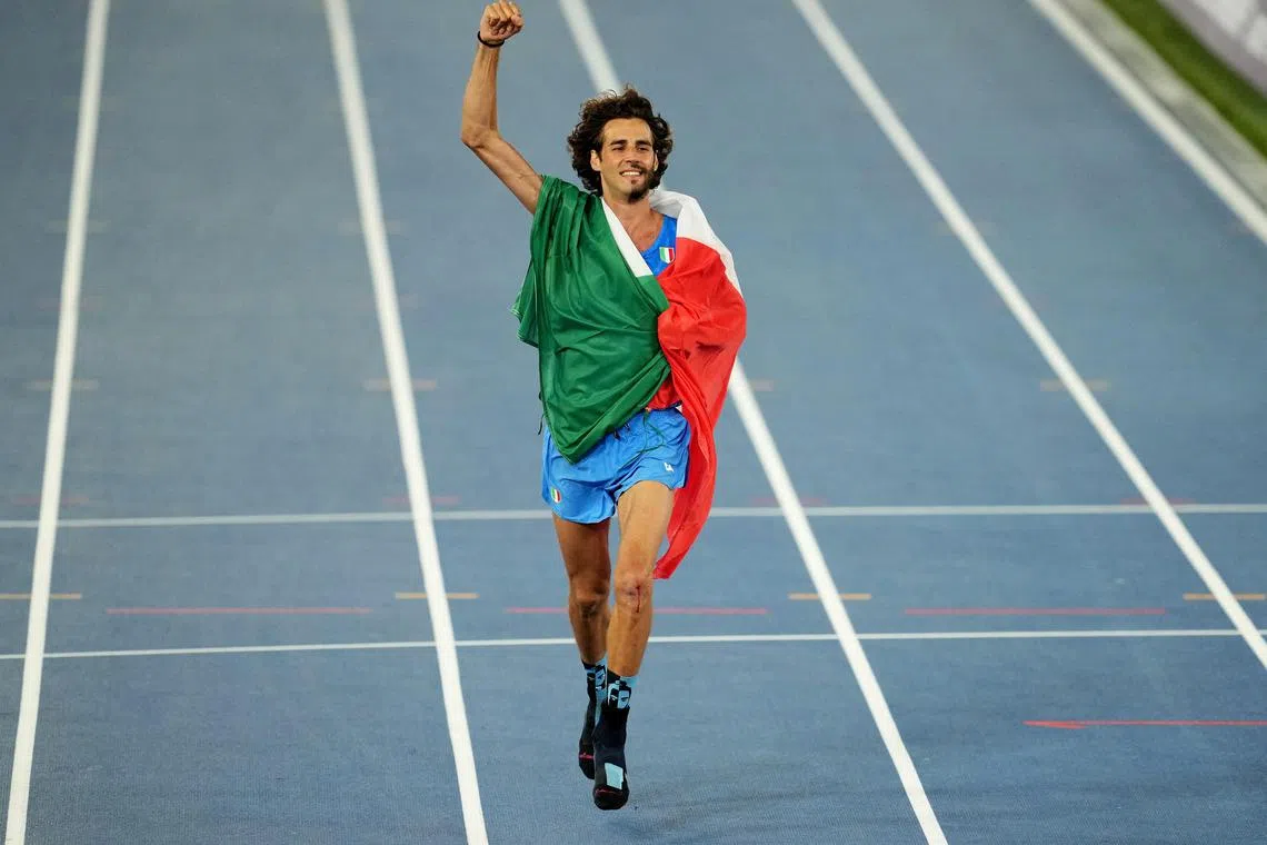 来自意大利的坦贝里是东京奥运会跳高冠军。（路透社）