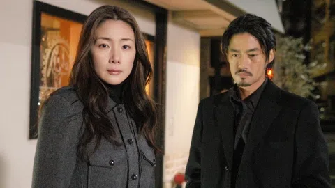崔智友和竹野内丰主演的《轮舞曲》是日本TBS电视台50周年台庆大戏。（互联网）
