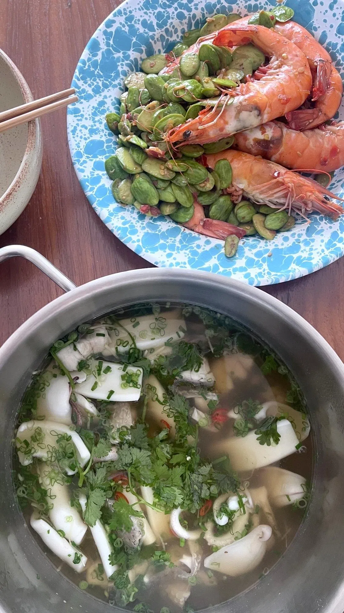 学员分享在巴刹购物后做的料理，说很开心见到家人吃得津津有味。（陈明慧提供，李盈盈摄）