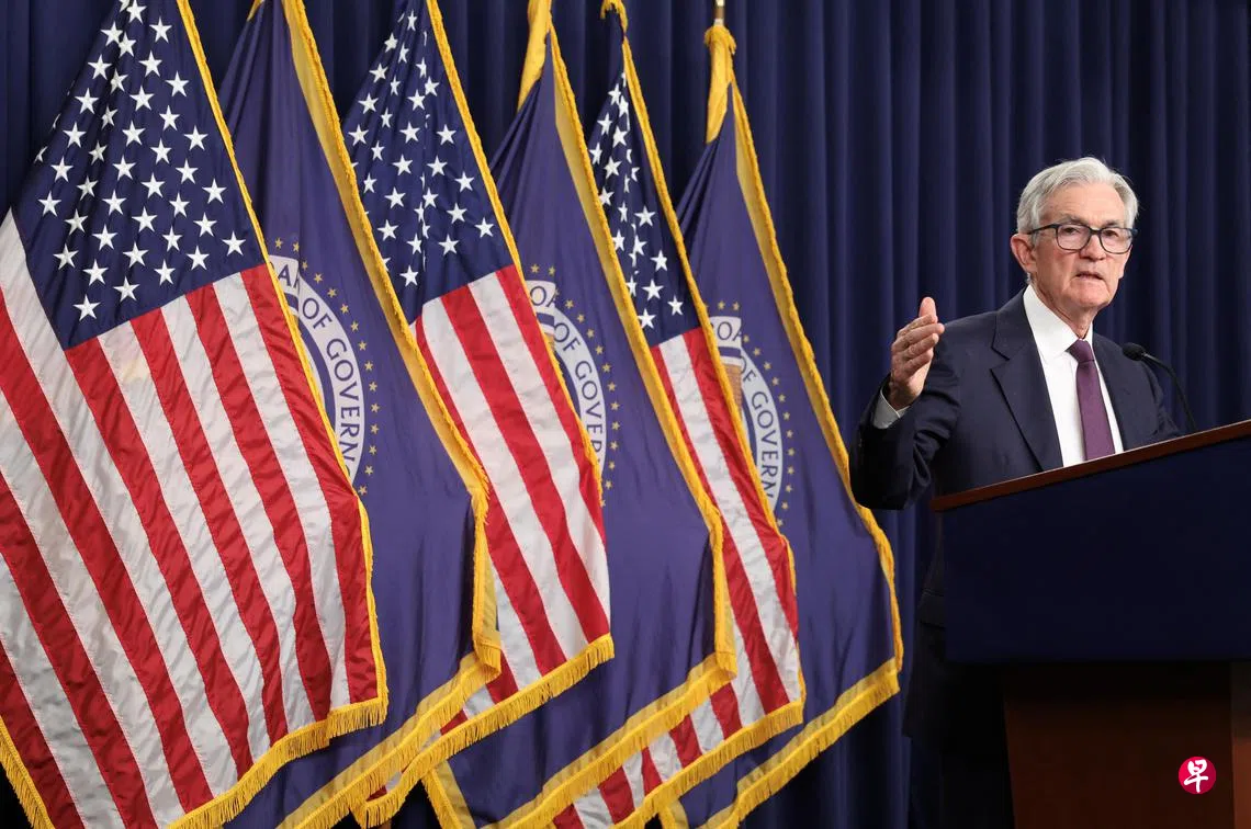 美联储维持利率不变称通胀和失业率上升风险增加| 联合早报