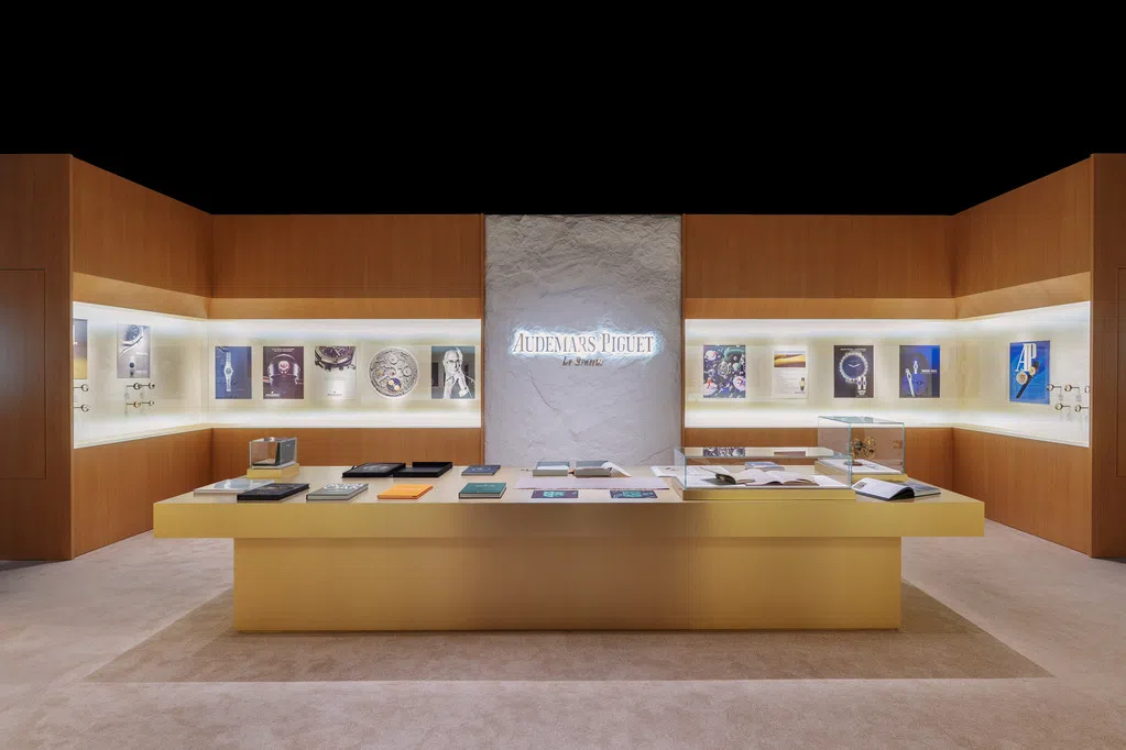 爱彼在新加坡办展 数枚珍藏名表首次在瑞士境外展出