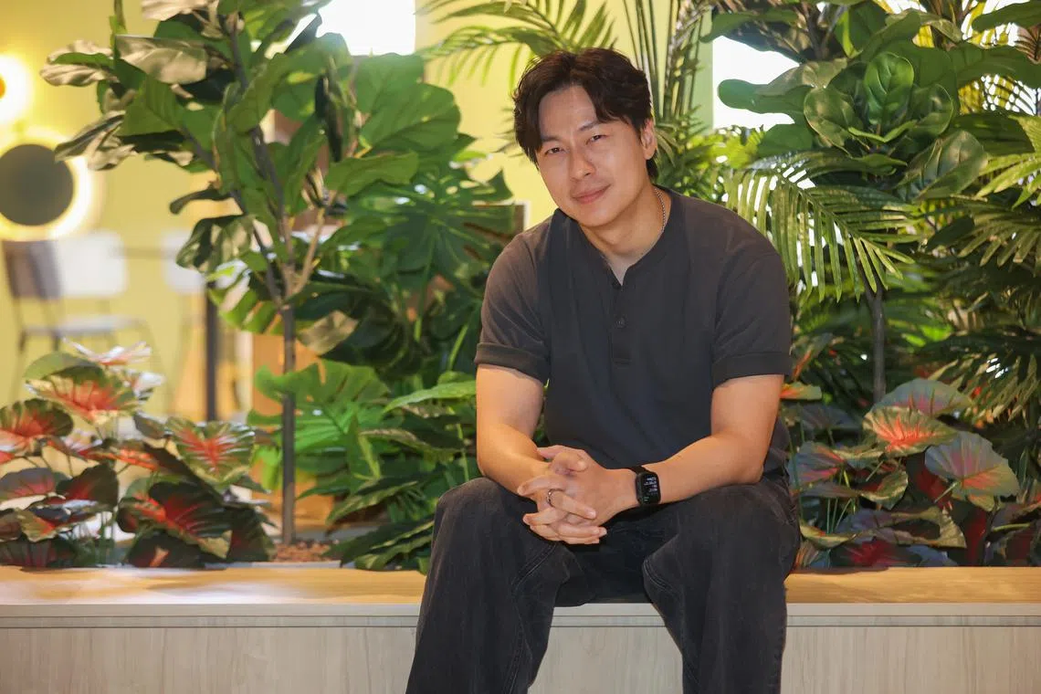 鹤天赐返新处理“房事” 定居韩国向世界出发| 联合早报