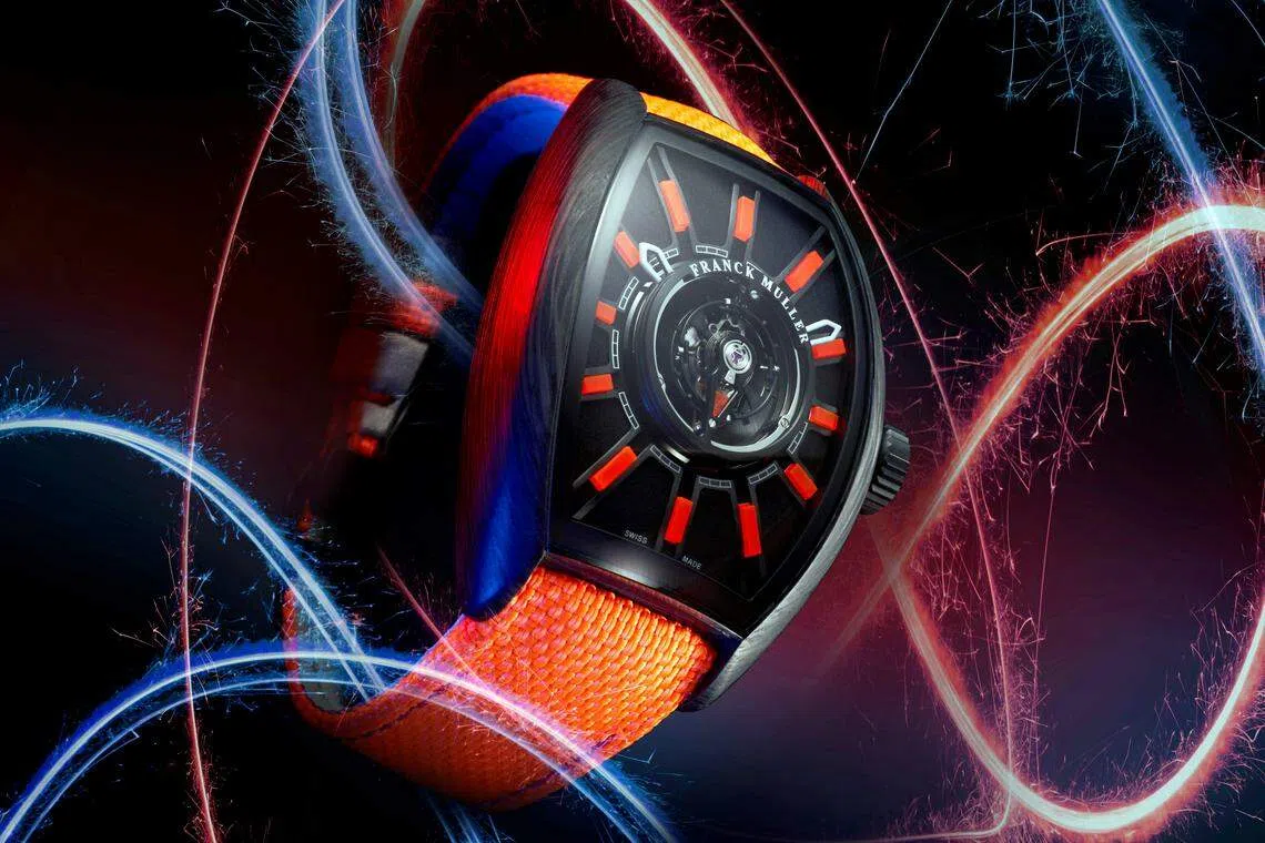 Grand Central Tourbillon Flash有哑黑抛光黄铜表盘及色彩突出的时标。（品牌提供）