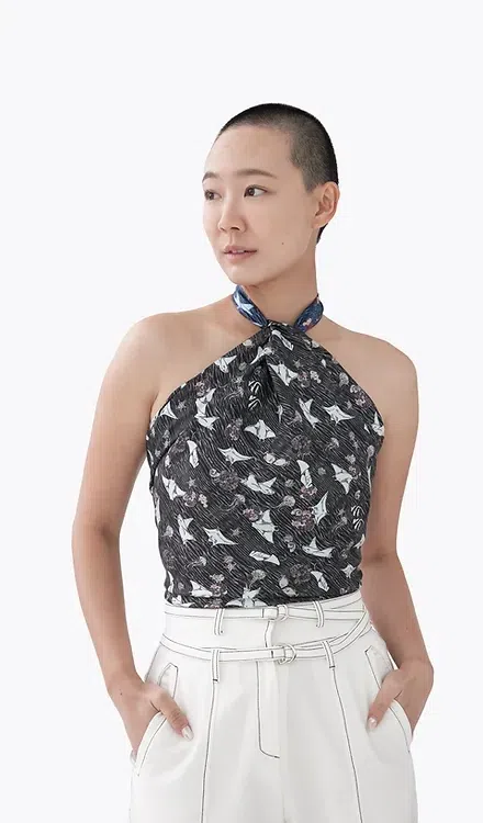 陈欣淇坦言当为电影《好好说再见》剃头后，受到一些网民不友善的攻击，让她更想为癌症病患发声。（取自studioqiling网站）