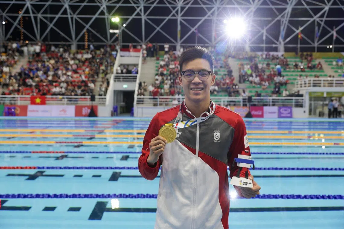 李君杰首次赢得东运会男子100米自由泳金牌。（白艳琳摄）