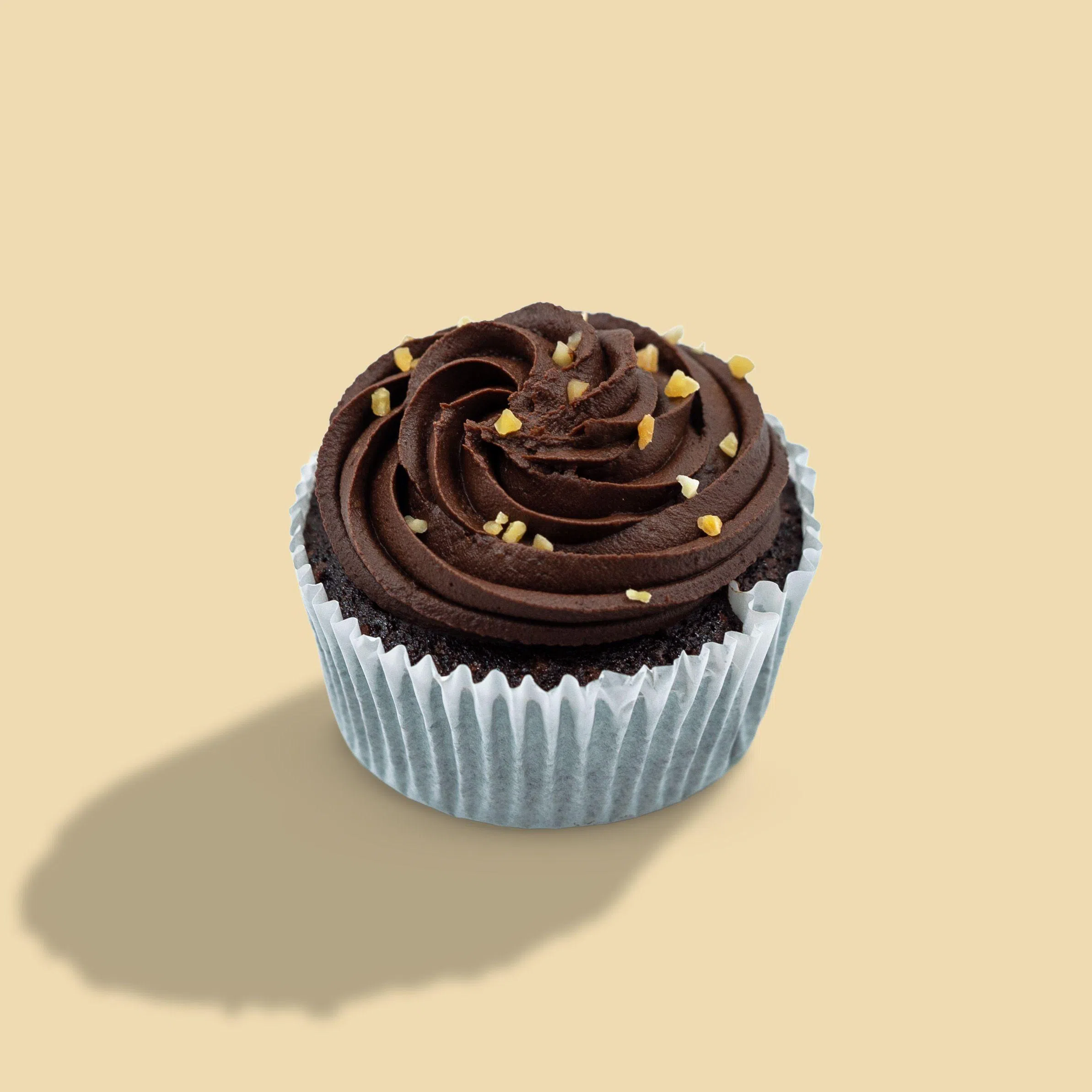 巧克力西葫芦杯子蛋糕内里藏有磨碎的西葫芦与牛油果，口感湿润柔软，甜度恰到好处。（餐馆提供）