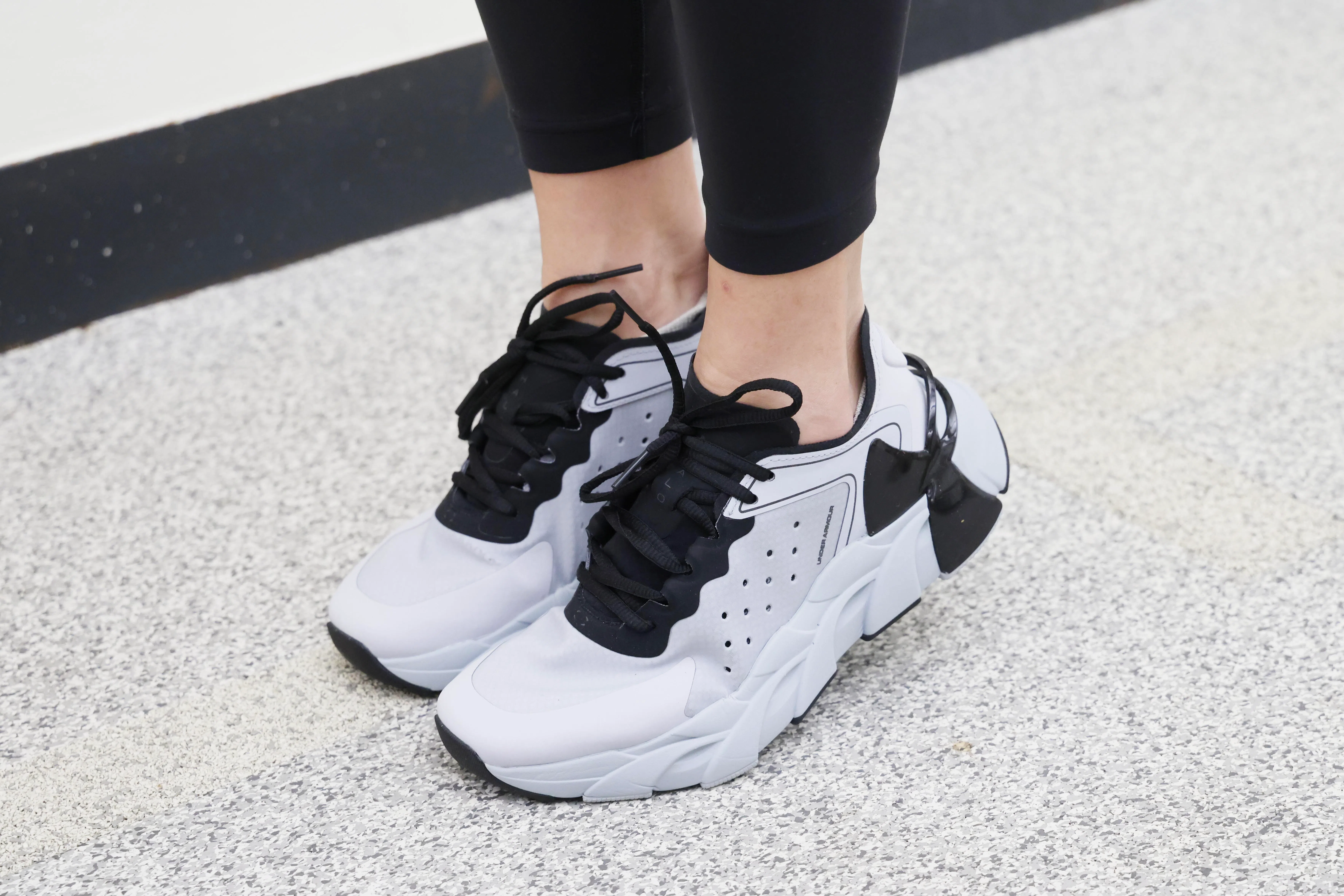 提脚跟能强化小腿肌群与足弓肌力。（郑一鸣摄）