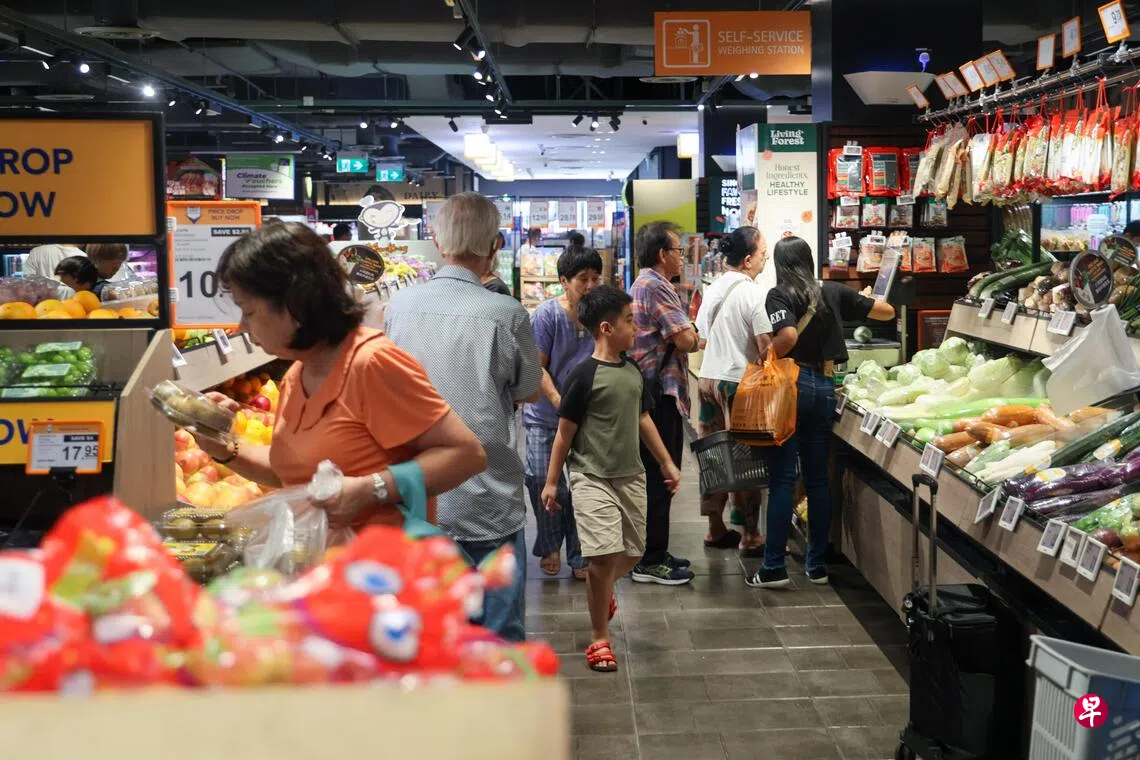 新加坡10月核心和整体通胀率皆升至1.2% 超市场预期| 联合早报