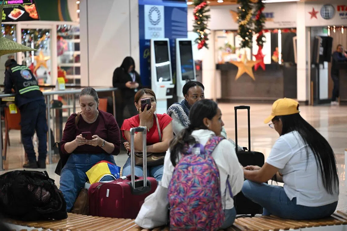 美军行动导致加勒比空域关闭 数千旅客滞留