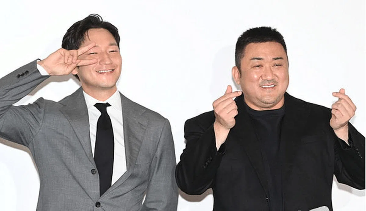 孙锡久和马东石主演的《犯罪都市2》是今年目前为止韩国最卖座韩国电影。（图/互联网）