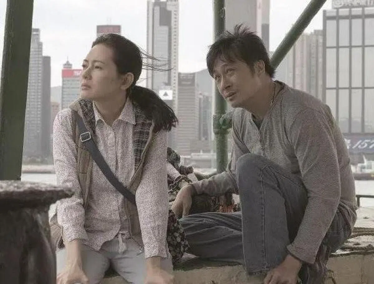 吴镇宇与李丽珍演出《浊水漂流》。 （网络）