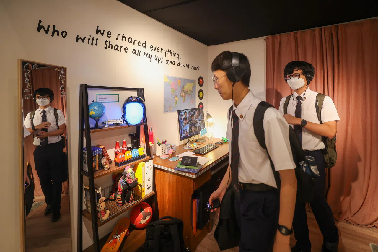 通过参观小男主人公的房间，公众能沉浸式走入他的世界，切身体验他的生活。（吴先邦摄）