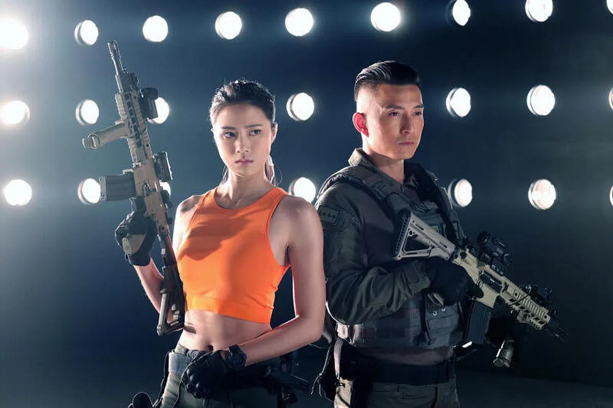 刘颖镟（左）和陈山聪再续《超能使者》情缘。（TVB提供）