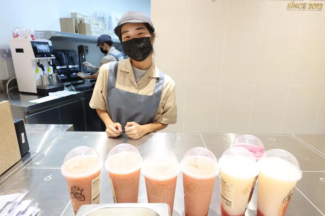 喜茶从2023年起将所有饮料成分列出，让顾客根据需求和喜好明智消费。（品牌提供）