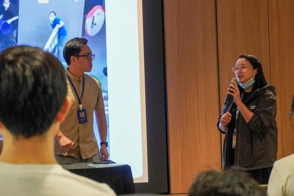 联合学生通讯员写作营：模拟记者会初体验  记者前辈指点解惑