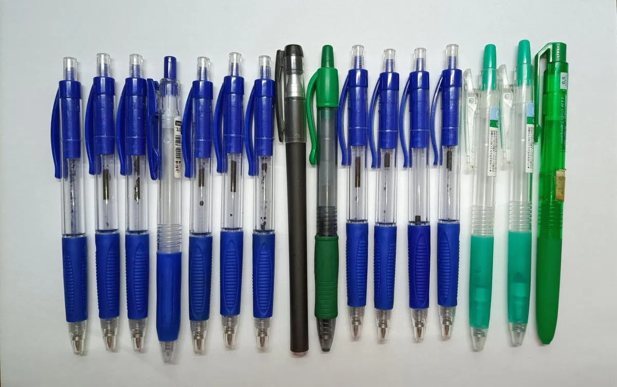 一支笔的寿命可短了，哪能一直写出辉煌。（作者提供）