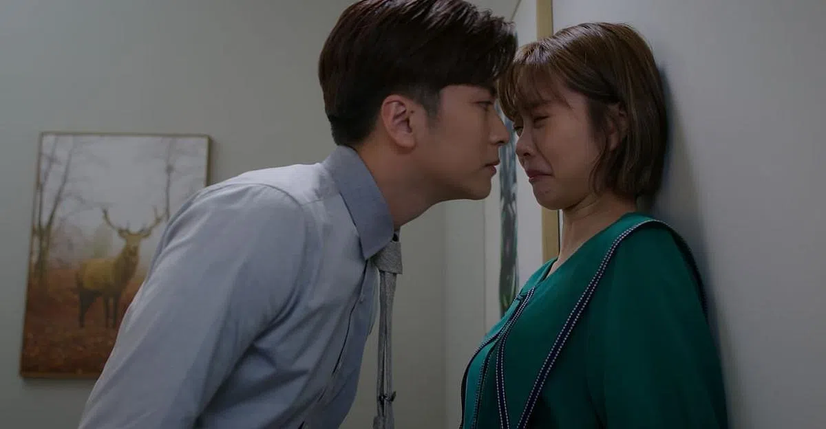 徐彬（左）和黄暄婷自《过江新娘》后，在《遇见你，真香！》再次演情侣。（新传媒提供）