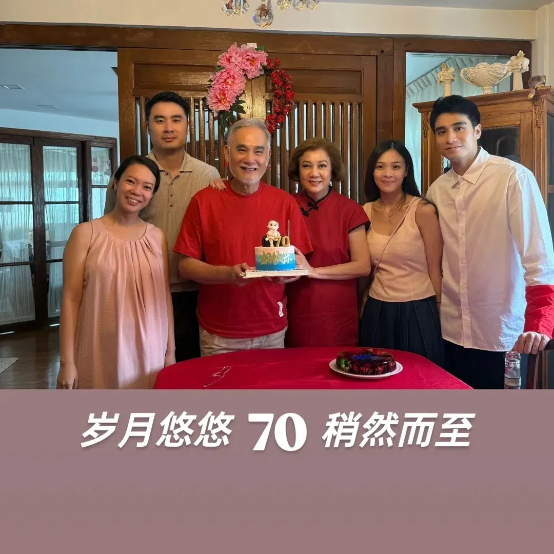 朱厚任今年1月底庆祝70岁生日，在社媒分享最新的全家福。（取自艺人IG）