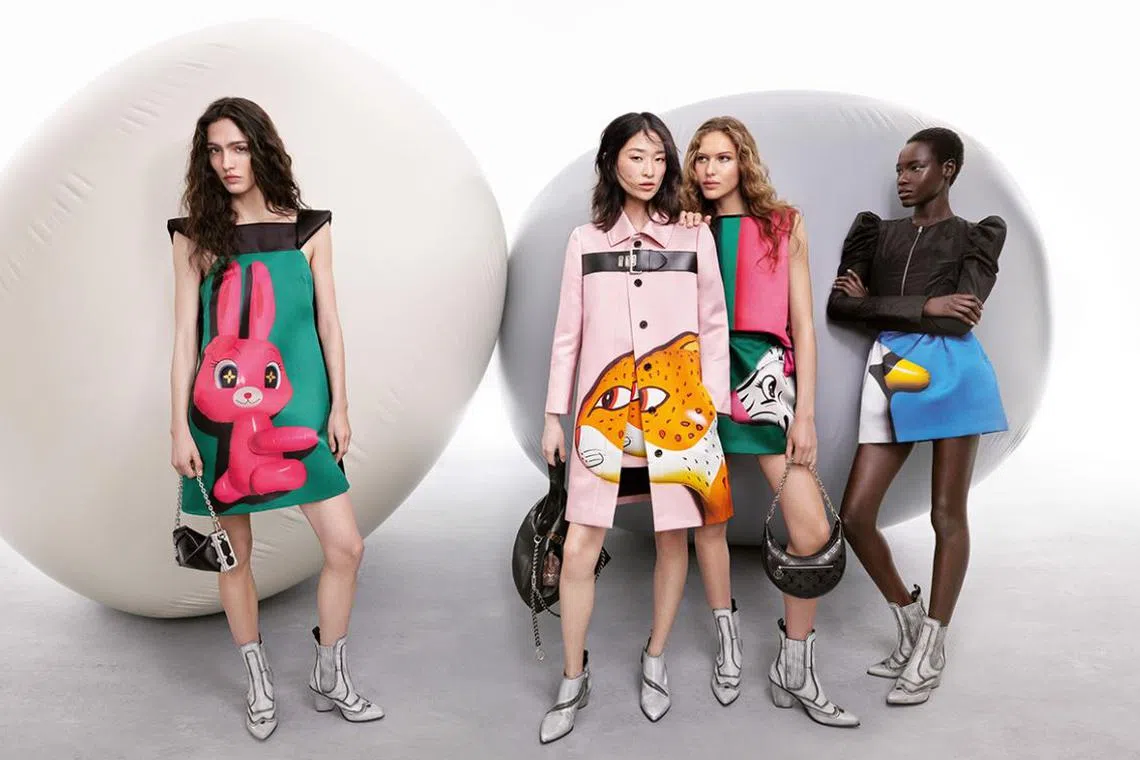 为配合色彩鲜艳的动物造型，Louis Vuitton成衣系列一改往日的素色高冷。（互联网）