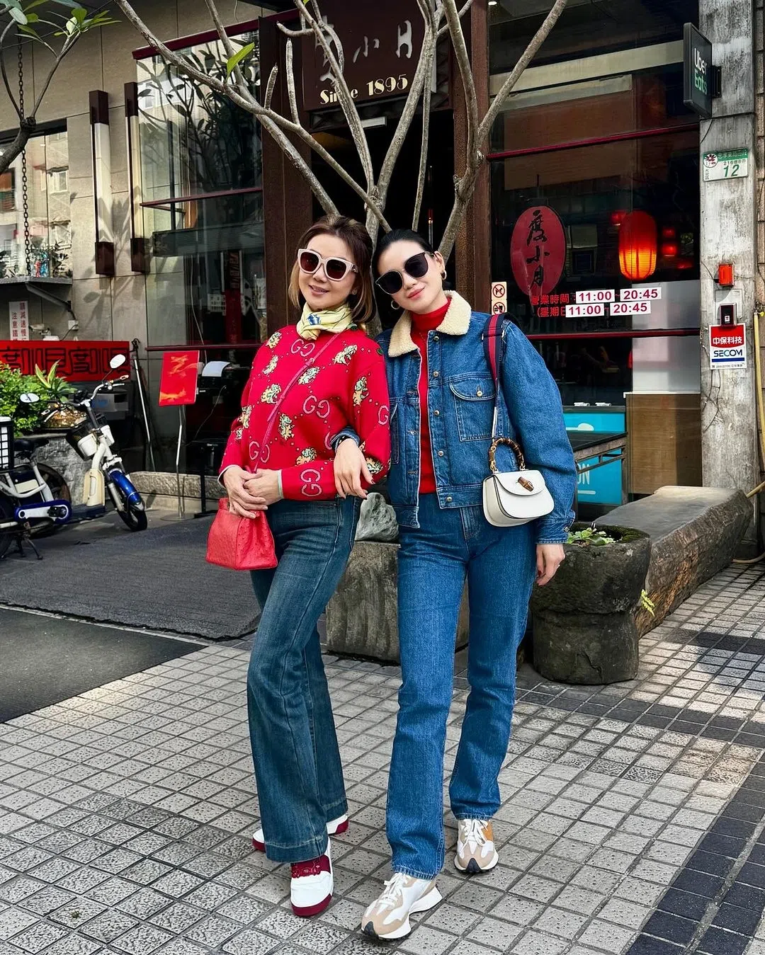 谢玲玲（左）和女儿林恬儿母女感情亲密。（取自林恬儿IG）