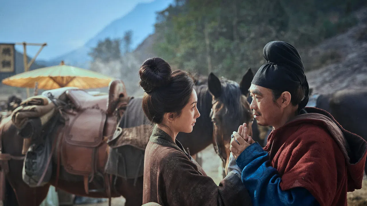 杨幂（左）和董成鹏饰演夫妻。（邵氏机构提供）