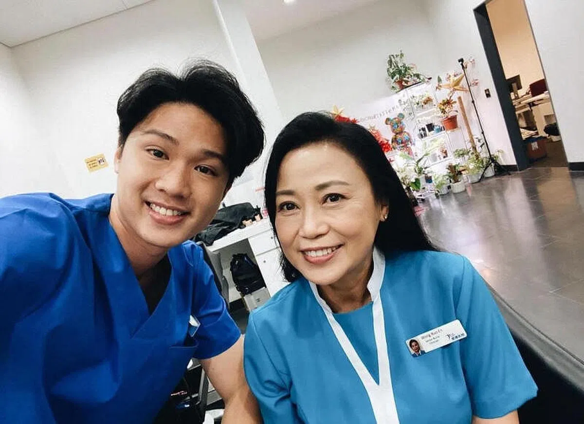 陈熙希望母亲向云能夺得“常青演绎奖”。（网络）