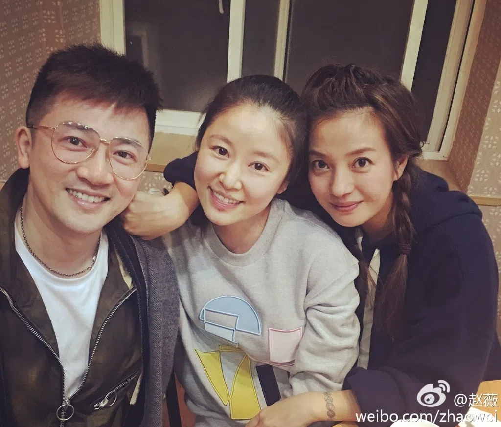 苏有朋（左起）、林心如和赵薇因演出琼瑶的经典作品《还珠格格》而打开知名度。（互联网）