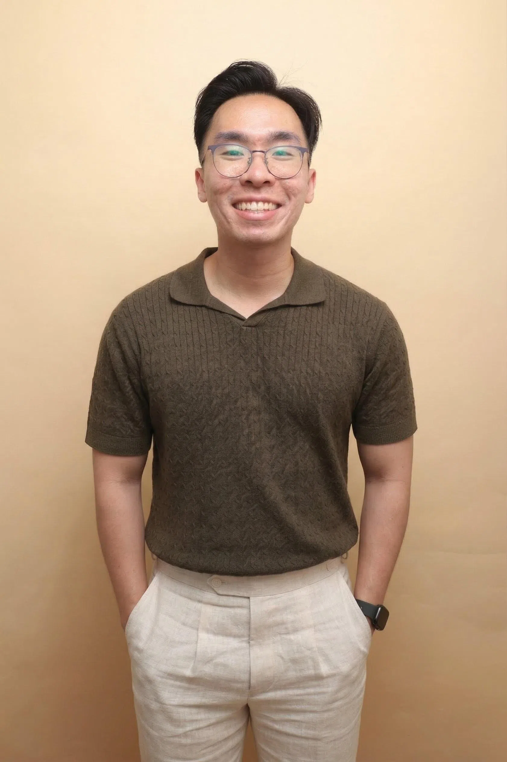 自由业营销顾问黄炜轲说，“JiakNow”的灵感源自大学时期。当时他和朋友常在“随便”“你定吧”的循环中兜圈子，“就想如果有人能直接帮忙决定就好了”。（受访者提供）