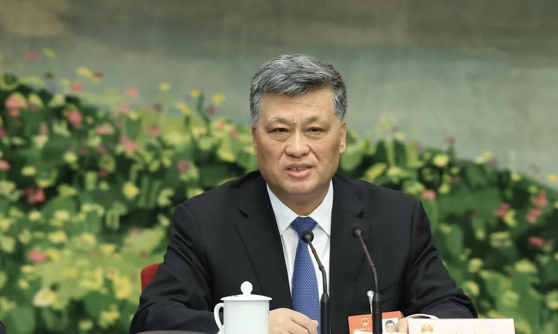 新华社星期二（7月1日）报道，中共中央决定马兴瑞不再兼任新疆维吾尔自治区党委书记、常委、委员职务，另有任用。（互联网）