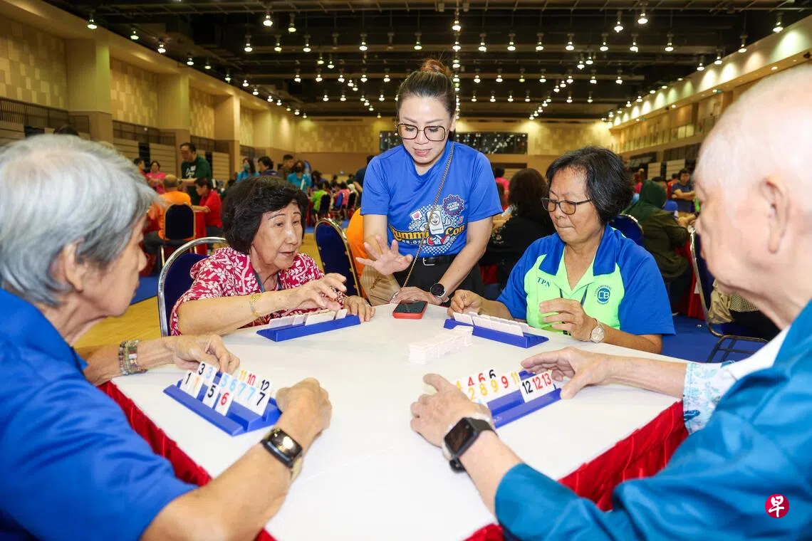 450名活跃乐龄齐聚淡滨尼拉密牌竞赛以智会友| 联合早报