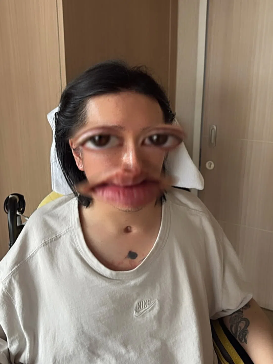 阿Mo更新社媒，贴出加上搞笑滤镜的近照。（取自阿Mo IG）