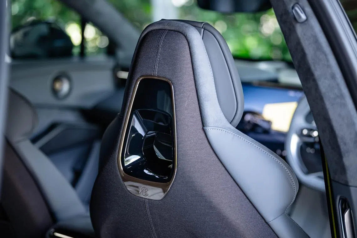 四个座椅均有通风和按摩功能，是同级车款中最舒适的车子之一。（路特斯提供）