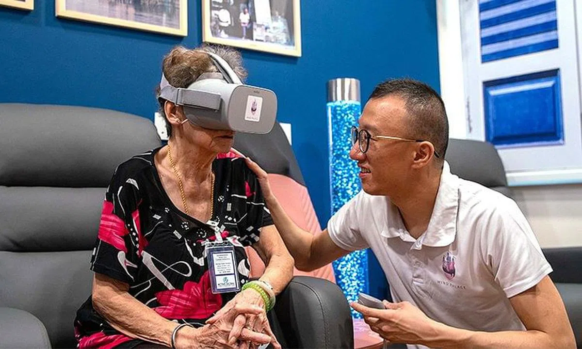 苏佐胜为年长者设计VR游戏。（受访者提供）