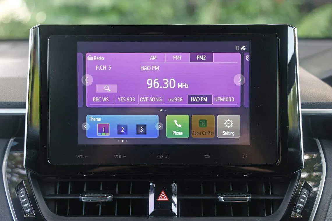 中控屏支持有线连接苹果CarPlay和安卓Auto。（陈渊庄摄）