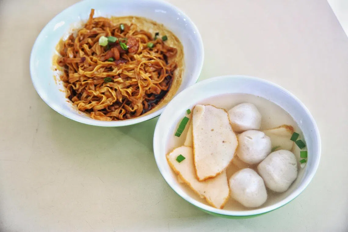 如记小厨的手工鱼丸以新鲜黄尾鱼制作。（特约陈福洲摄）