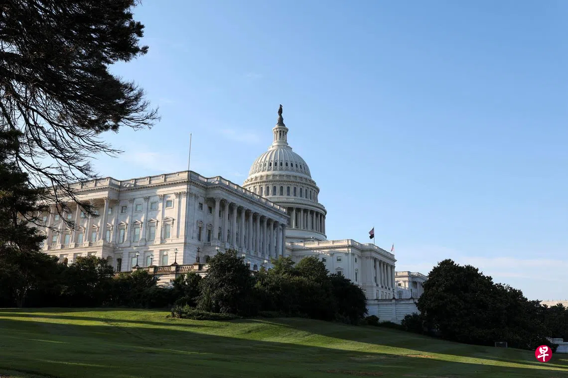 美国联邦政府债务破37万亿美元| 联合早报