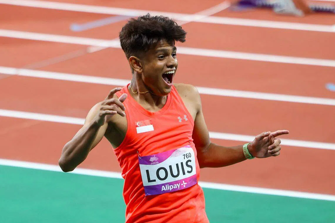 马克·路易斯以10秒27粉碎了尘封22年的男子100米全国纪录。（陈渊庄摄）